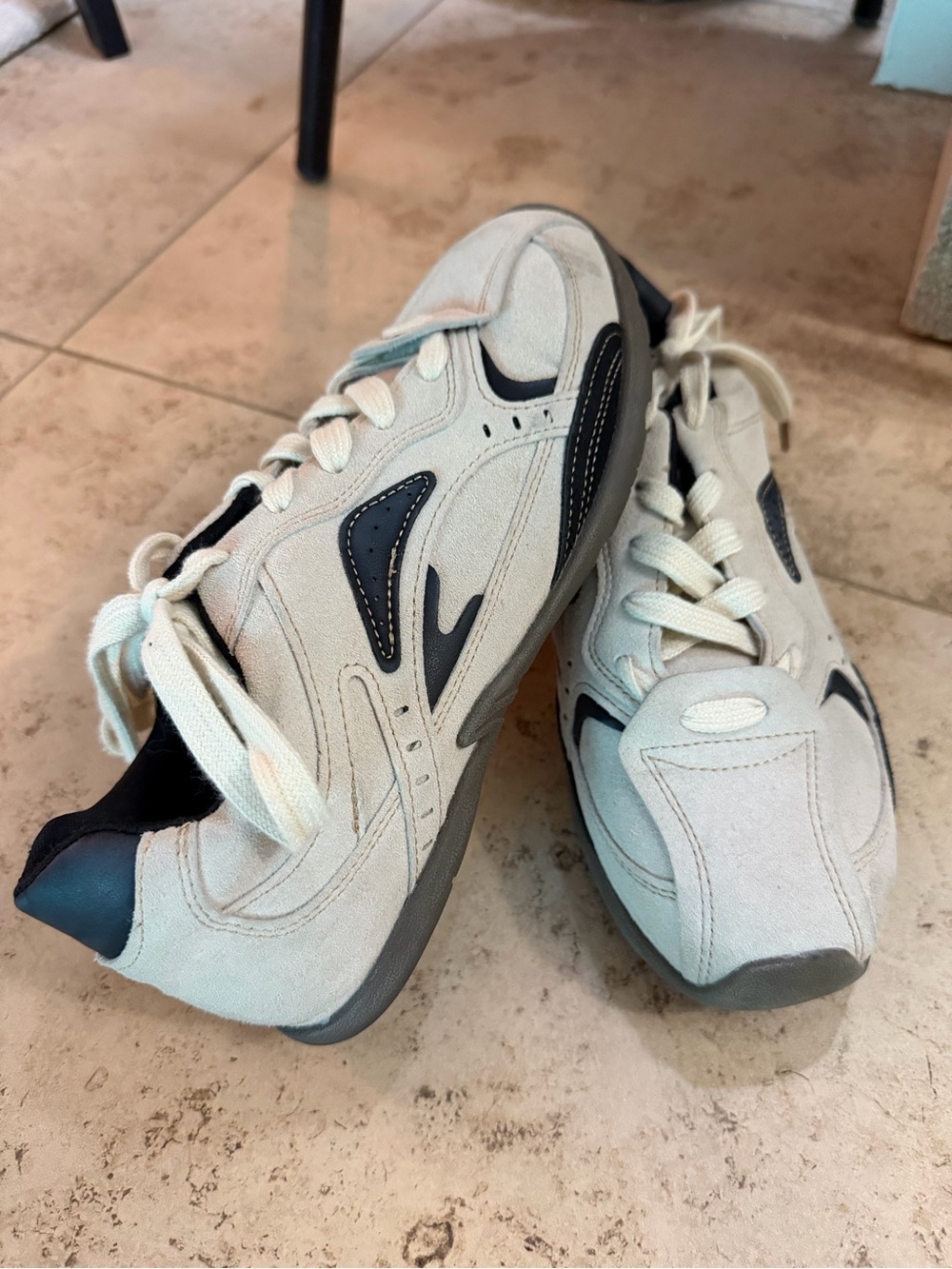 Women's Casual Suede Lace-Up Sneakers in Light Beige and Navy Blue